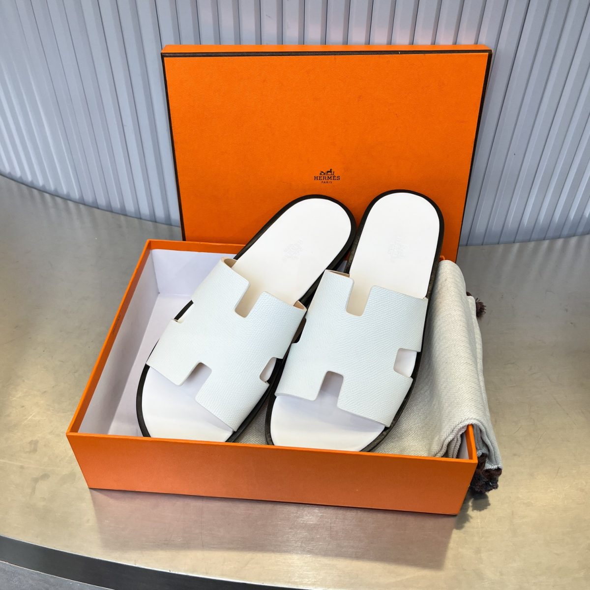 Hermes lzmir Sandals Size 40-45 - Image 8