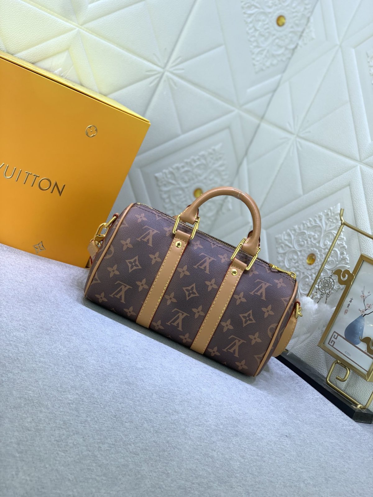 Louis Vuitton Monogram Eclipse Reverse Keepall 25 Travel Bags Size 25*15*11cm - Image 3