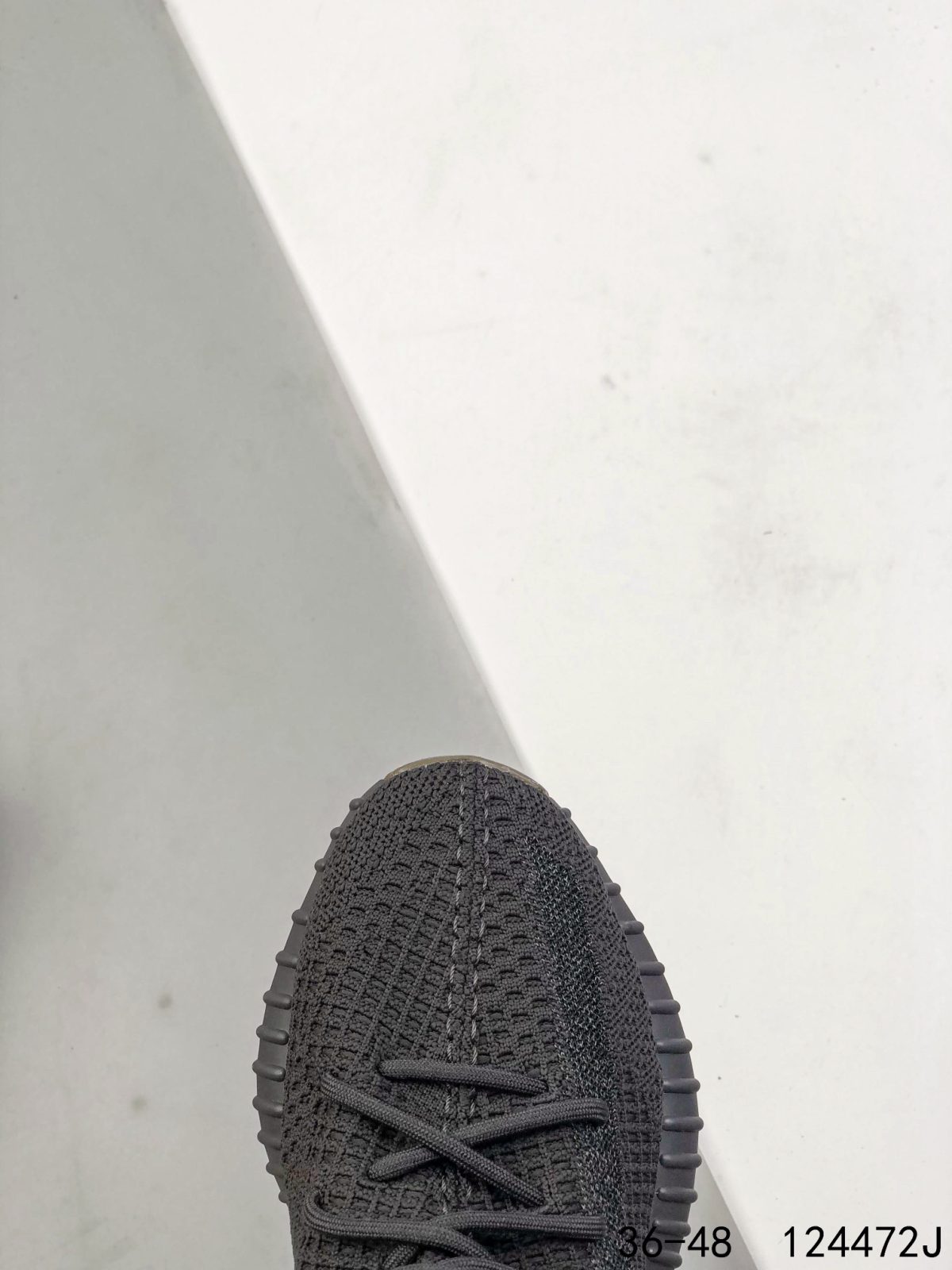 Yeezy 350 Boost 350 V2 Mens/Women Sneakers Shoes Black 36 - 45 - Image 3