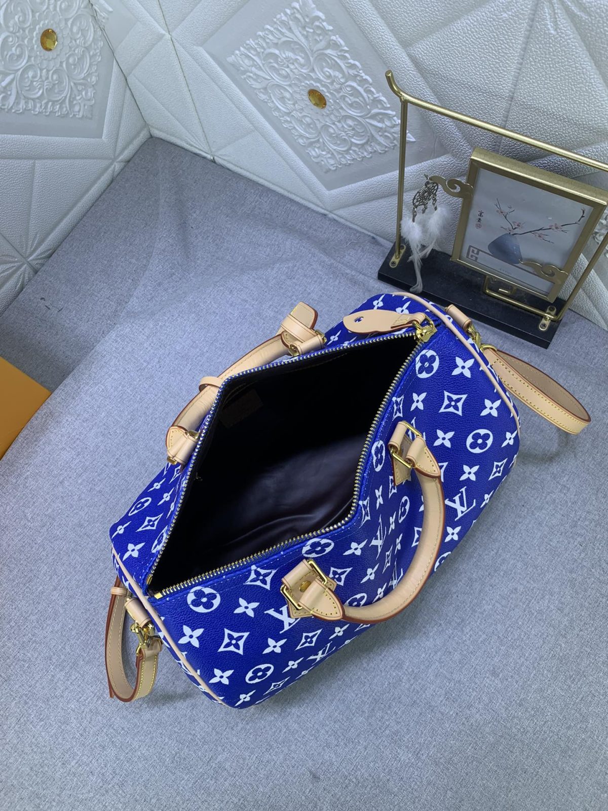 Louis Vuitton Speedy P9 Bandoulière 30 Monogram Leather Travel Bags Size 30*21*7cm - Image 9
