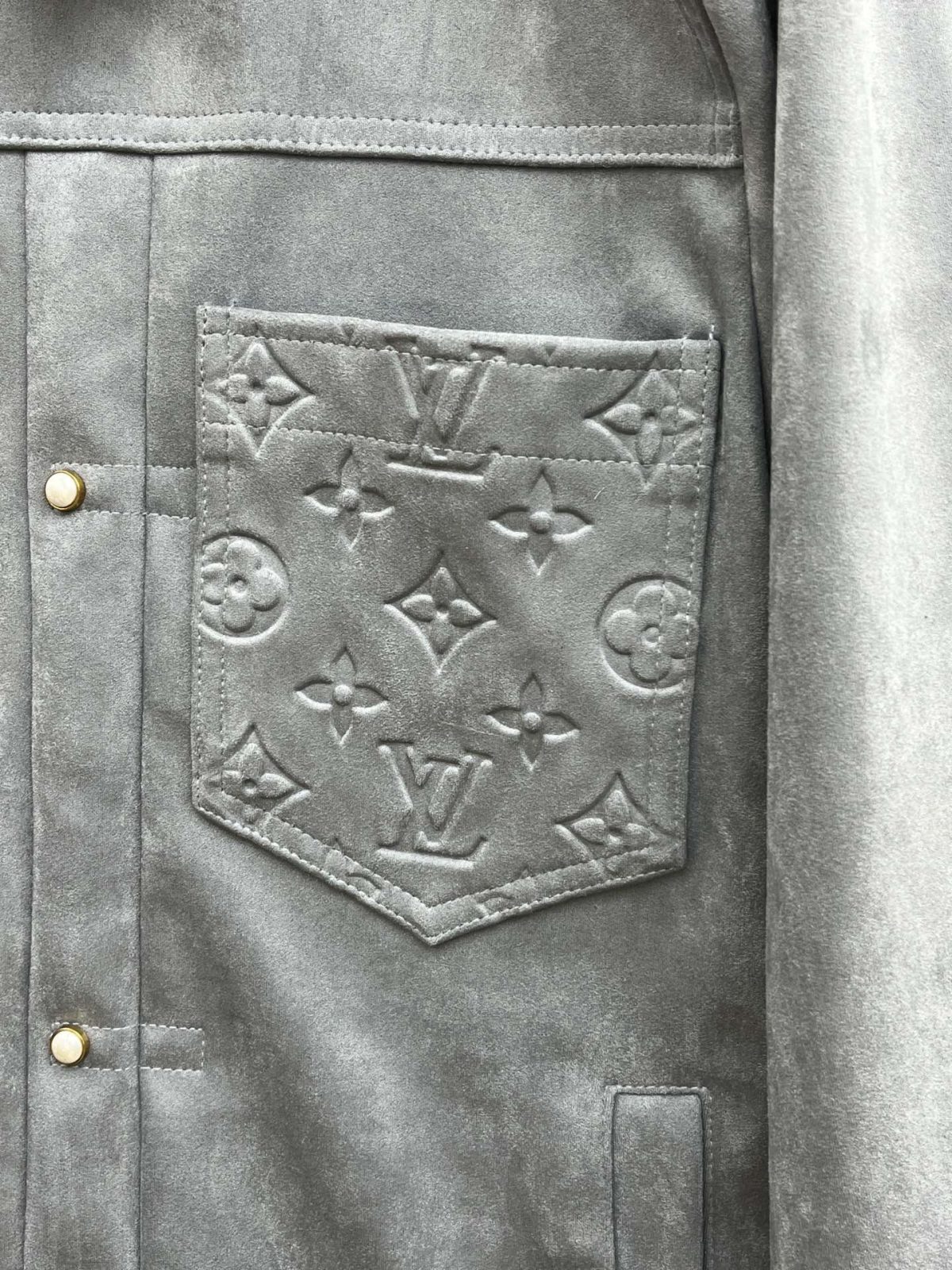 Louis Vuitton 25ss New Suede Jacket Size M-2XL - Image 4