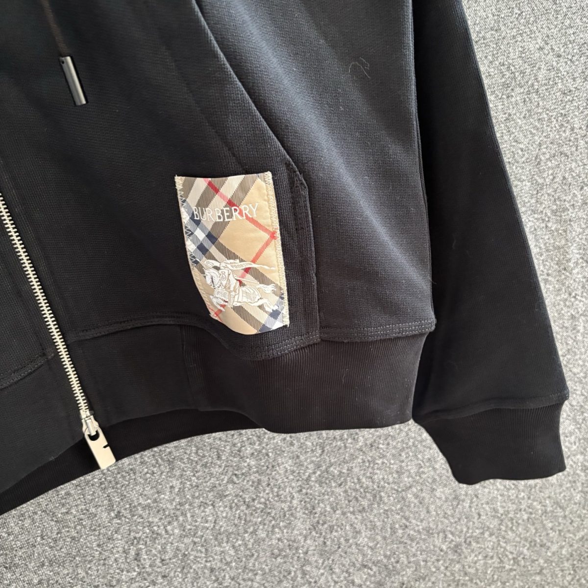 Burberry 2025FW Unisex Jacket Size S-XL - Image 5
