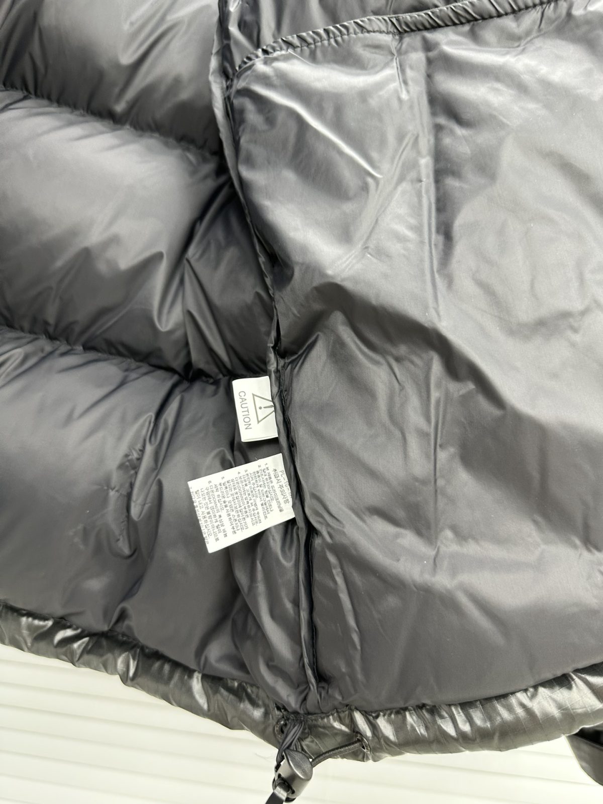 The North Face 1996 Men Women Winter Jacket XS-XXL - Image 8