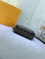 Louis Vuitton M82542 Alpha Shoulder Bags Size 11*18*6cm - Image 4