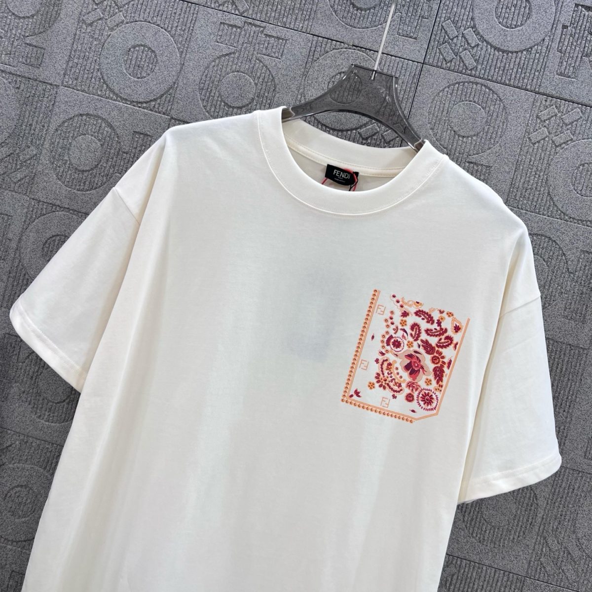 Fendi T Shirt  Embroider Logo Size XS-L - Image 5
