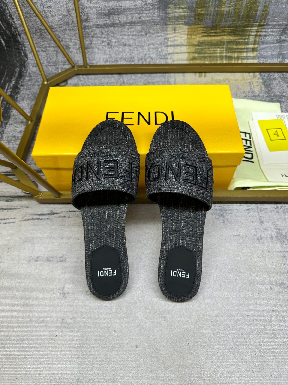 Fendi Slippers Size 36-42 - Image 3