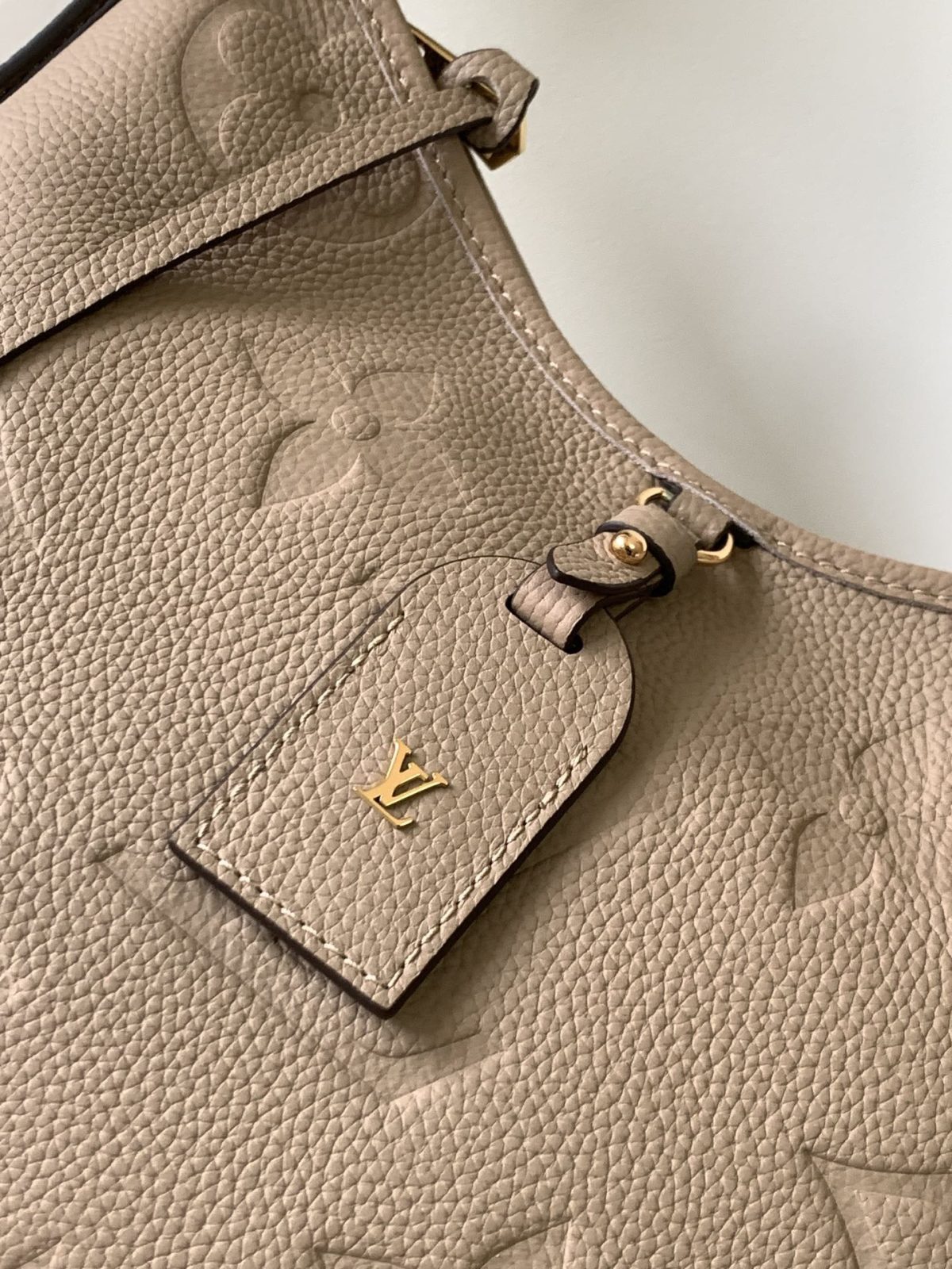 Louis Vuitton M46277 CarryAll Women Bags Size 29*24*12cm - Image 5