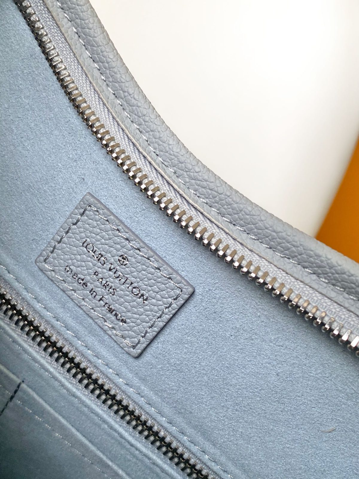 Louis Vuitton M46673 CarryAll Women Bags Size 29*24*12cm - Image 9