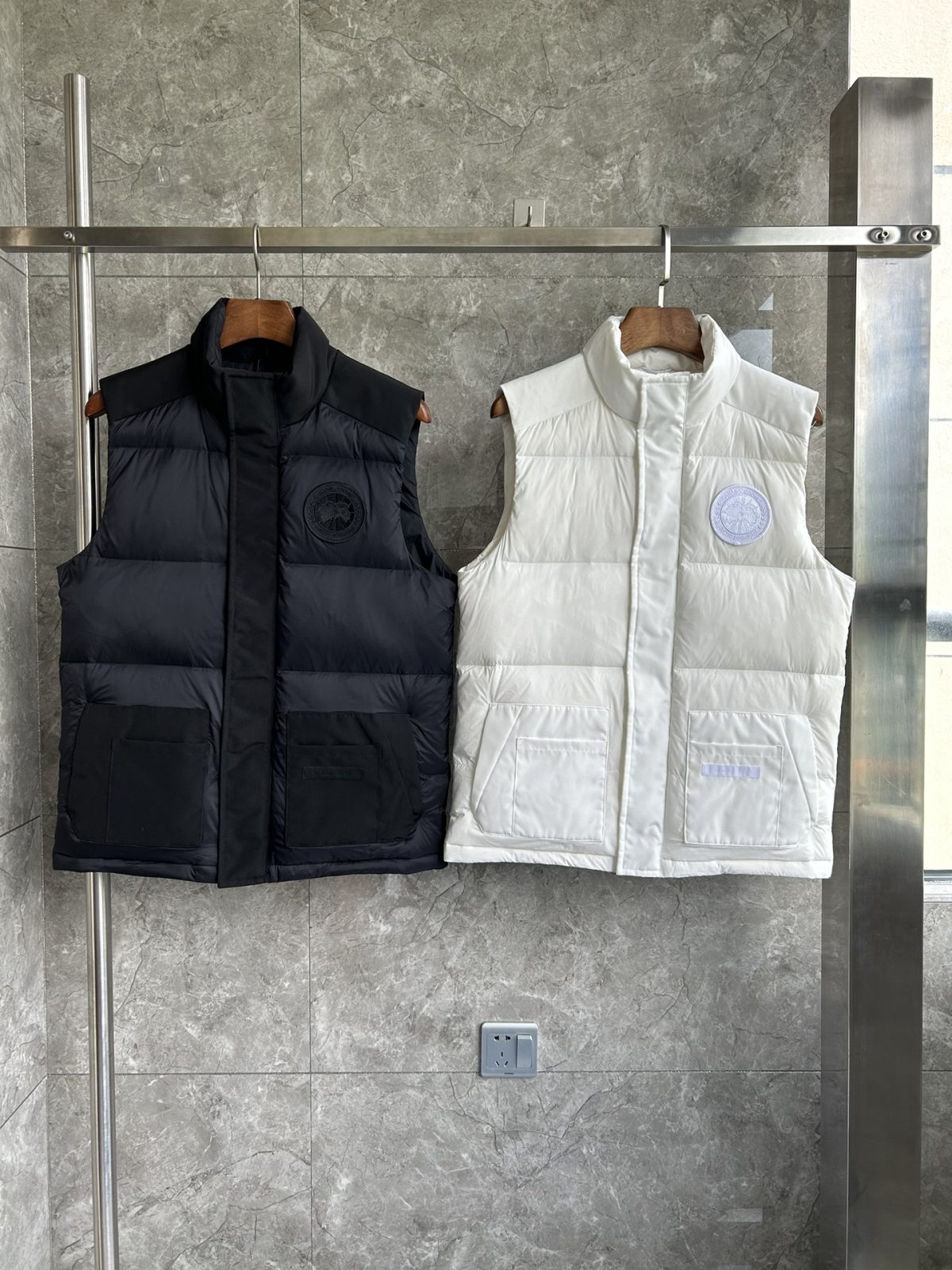 Canada Goose Paradigm Freestyle Vest-WD Men Winter Vest Size XS-XXL - Image 1