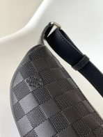 Louis Vuitton N40298 Discovery Graphite Men Bags Size 26*13*7cm - Image 5