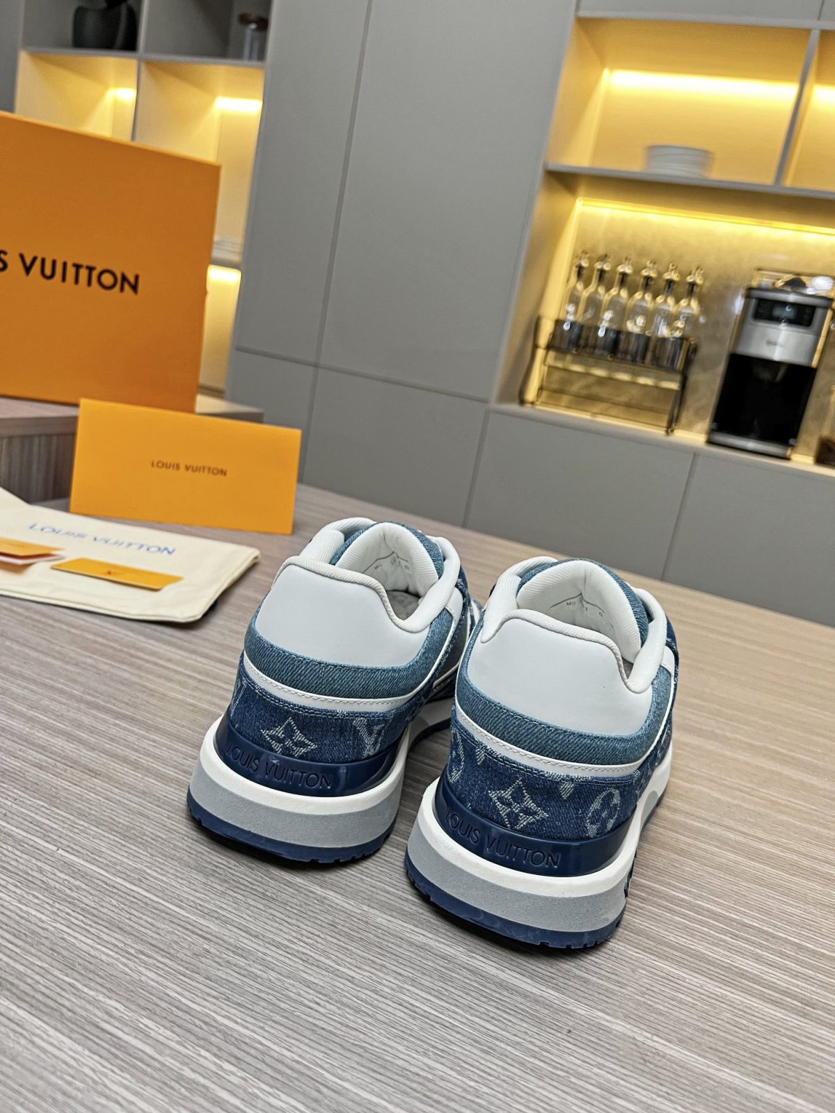 Louis Vuitton 2024ss Runaway Sneaker Size 40-46 - Image 10