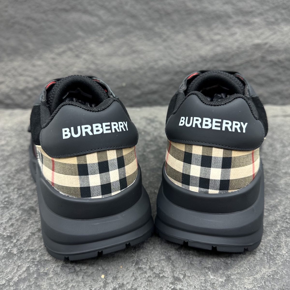 Burberry Vintage Sneaker Size 36-46 - Image 8