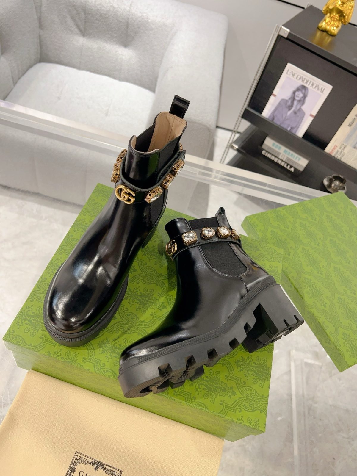 Gucci Women Boots Size 36-41 - Image 4