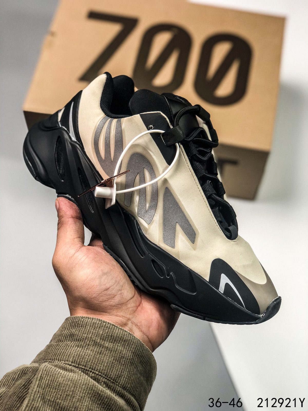 Yeezy 700 V2 Mens/Women's Sneakers Shoes 36 - 46 - Image 1