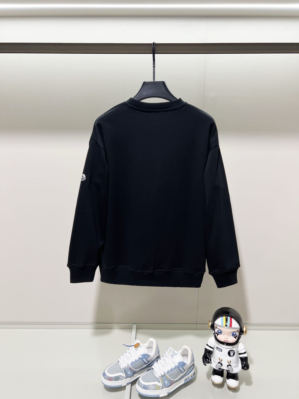 Moncler Unisex Sweatshirt Size S-XL - Image 4