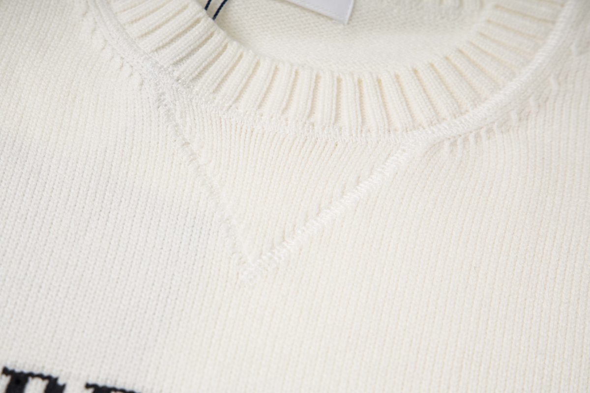 Prada Unisex Sweatshirt Size S-XL - Image 3