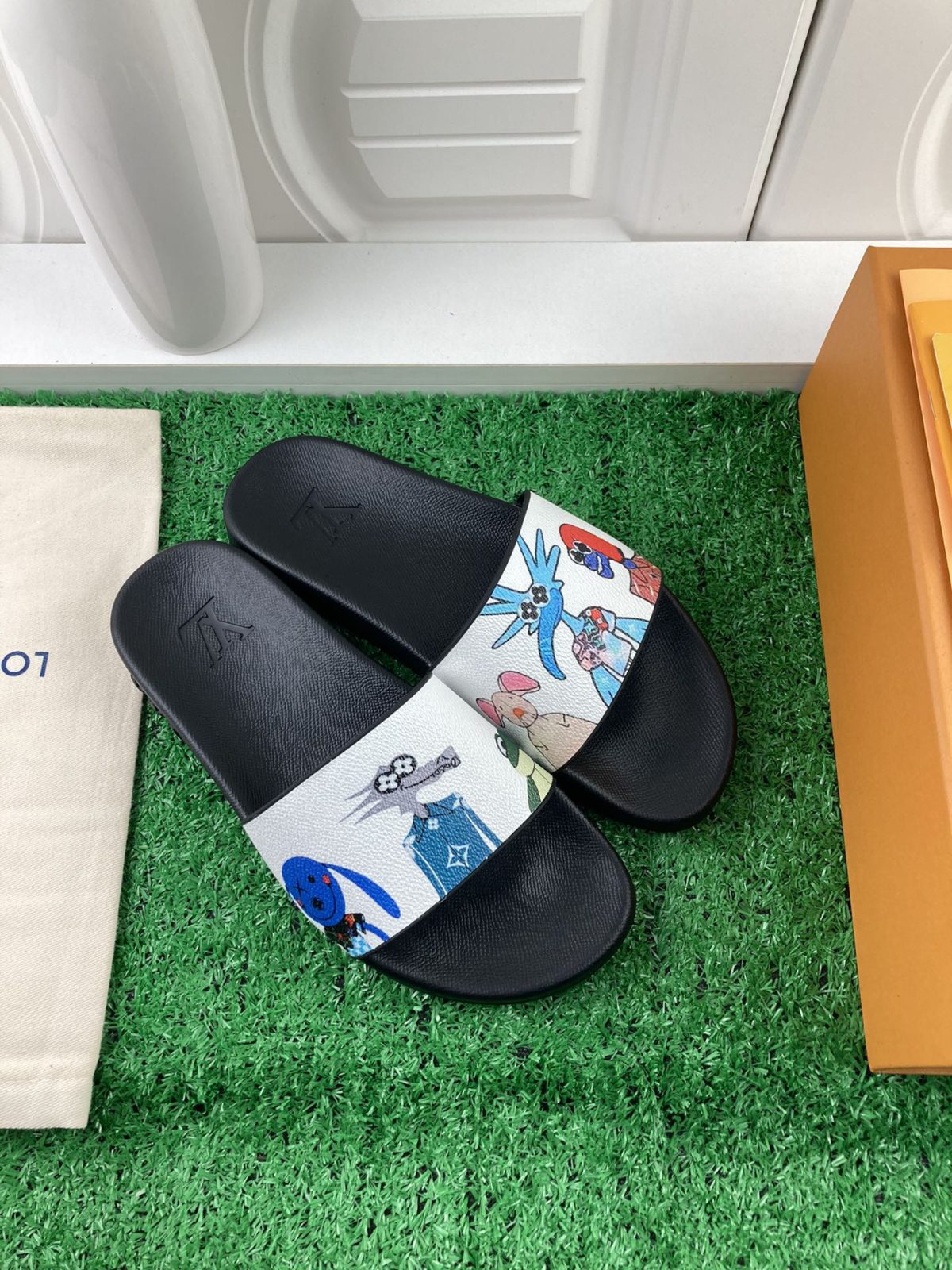 Louis Vuitton 2024ss Candy Series Slippers Size 36-45 - Image 2