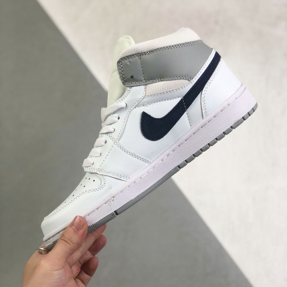 Nike Air Jordan 1 x OFF White Low Top Sneakers Shoes Gr. 36-46 - Image 3