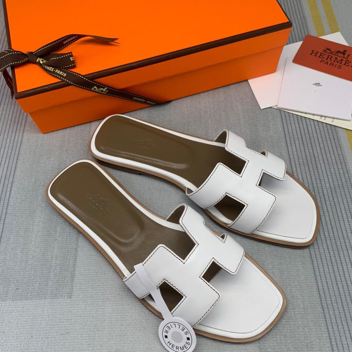 Hermes Oran Slippers Size 35-41 11-Color - Image 1