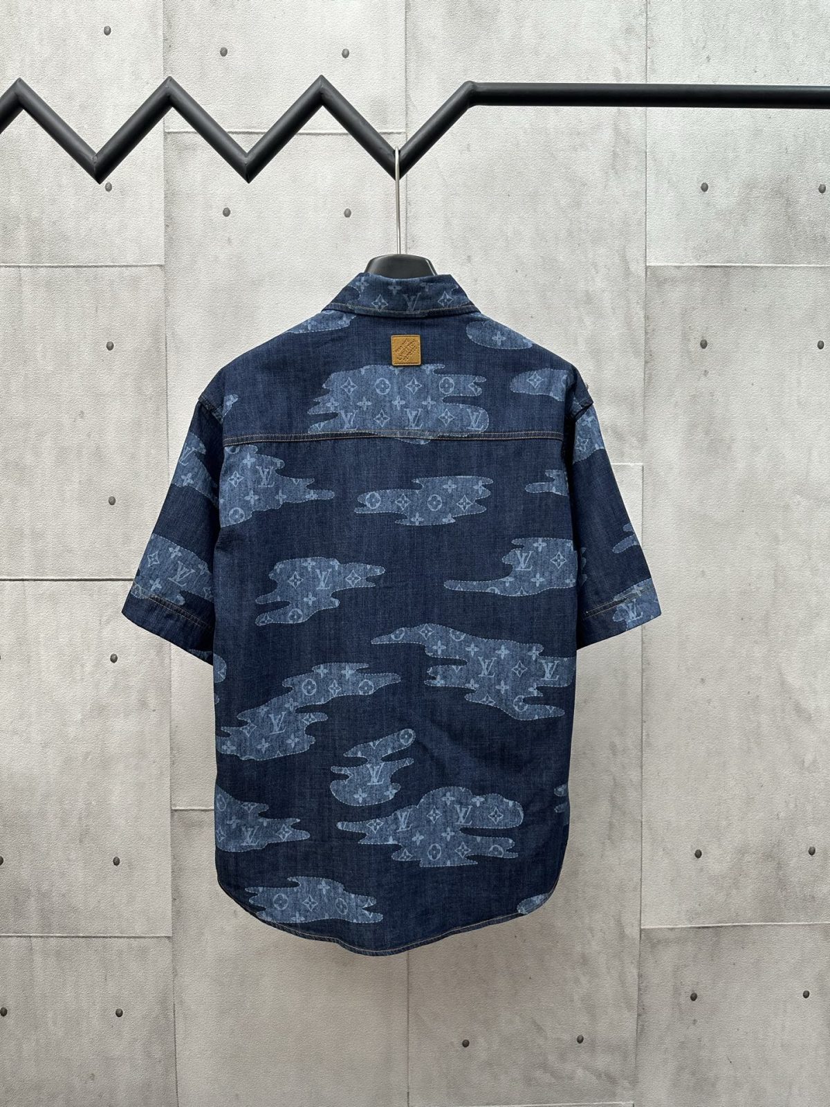 Louis Vuitton Unisex T Shirt Size S-XL - Image 5