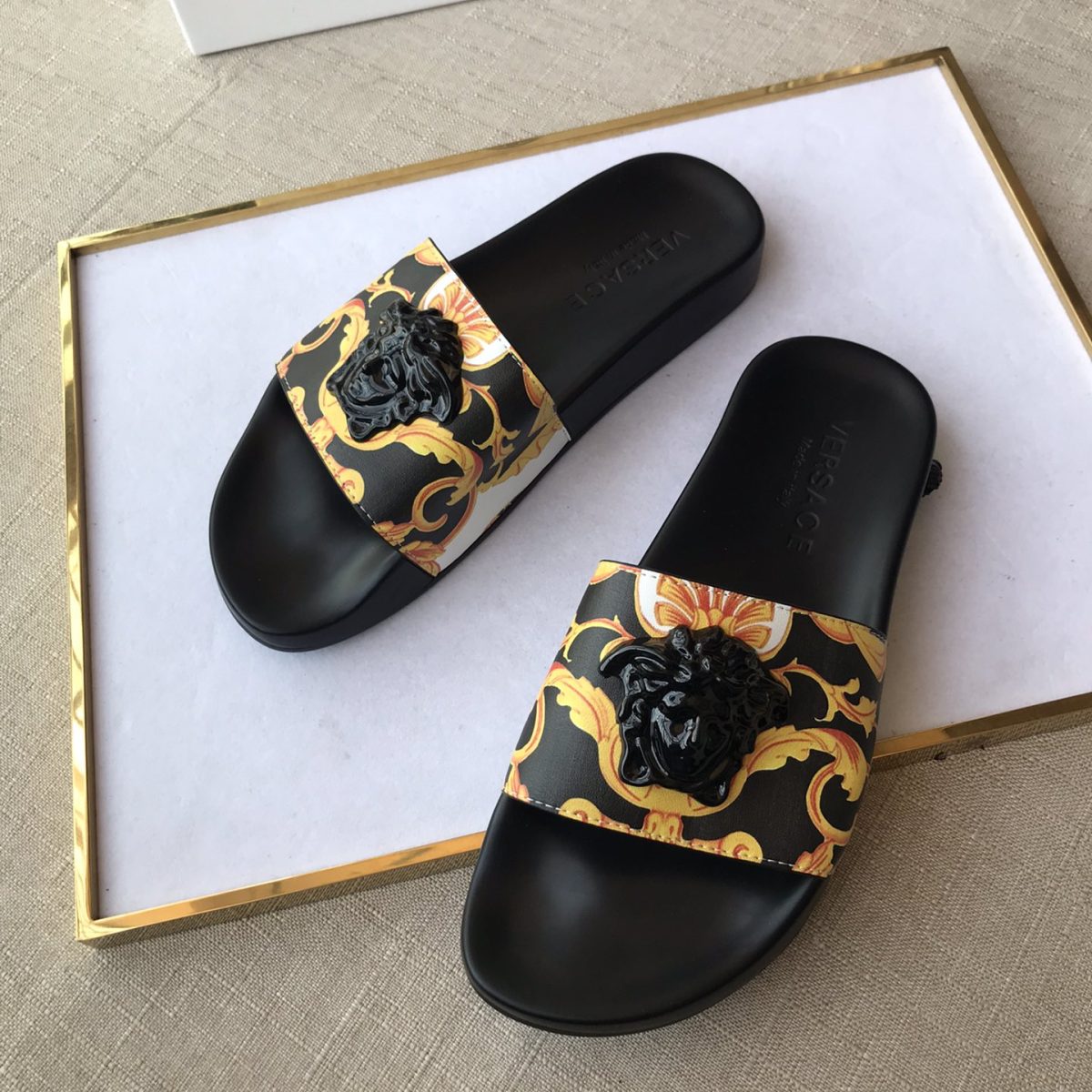 Versace Mens Women Sandals Gr. 36-46 - Image 3