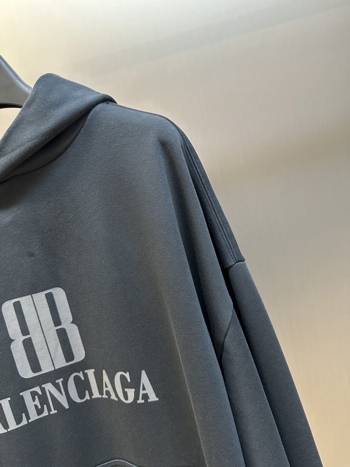 Balenciaga Printed hooded sweatshirt Size S-XL - Image 2