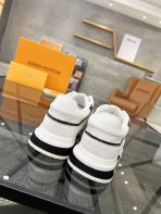 Louis Vuitton 2024ss Runaway Sneaker Size 40-46 - Image 9