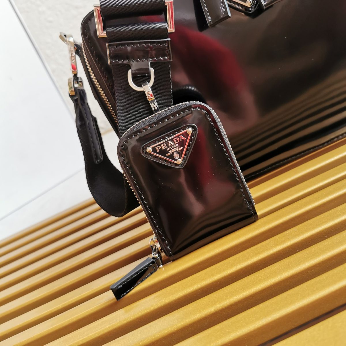 Prada 2VH069 Brique Leather Bags for Men Size 22*16*6cm - Image 10