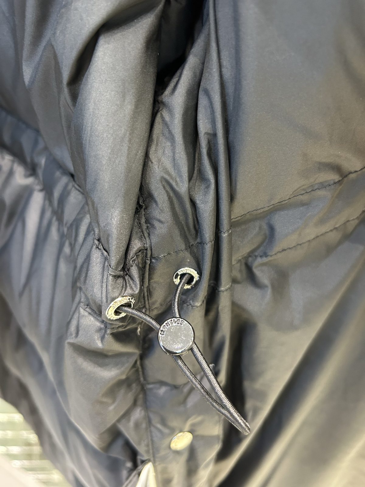 Moncler Women vouglans Winter Jacket Size S-XL - Image 8