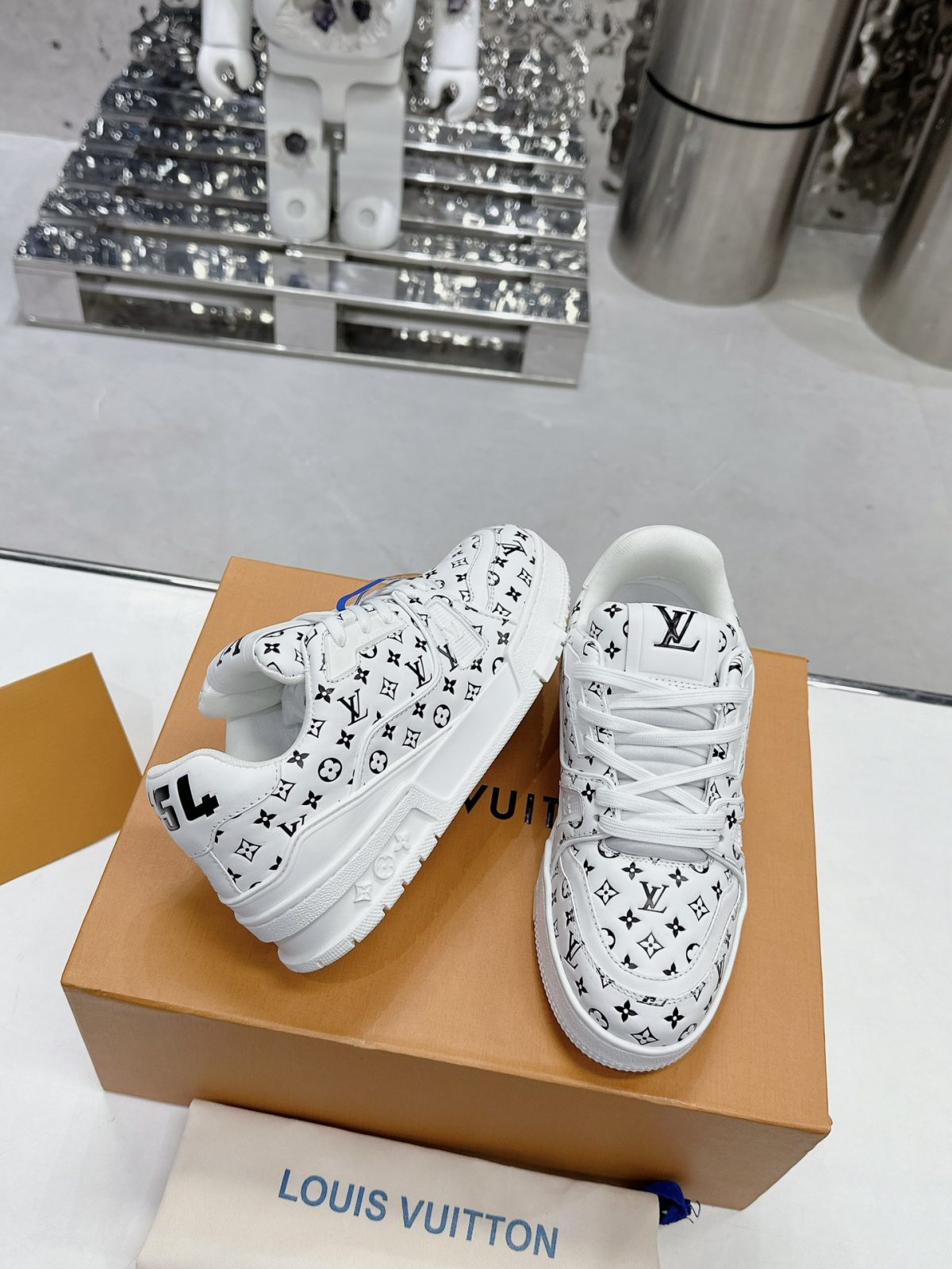 Louis Vuitton New Trainer Sneaker Size 36-46 - Image 3