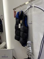 Moncler Unisex Vest Size 1-6 - Image 3