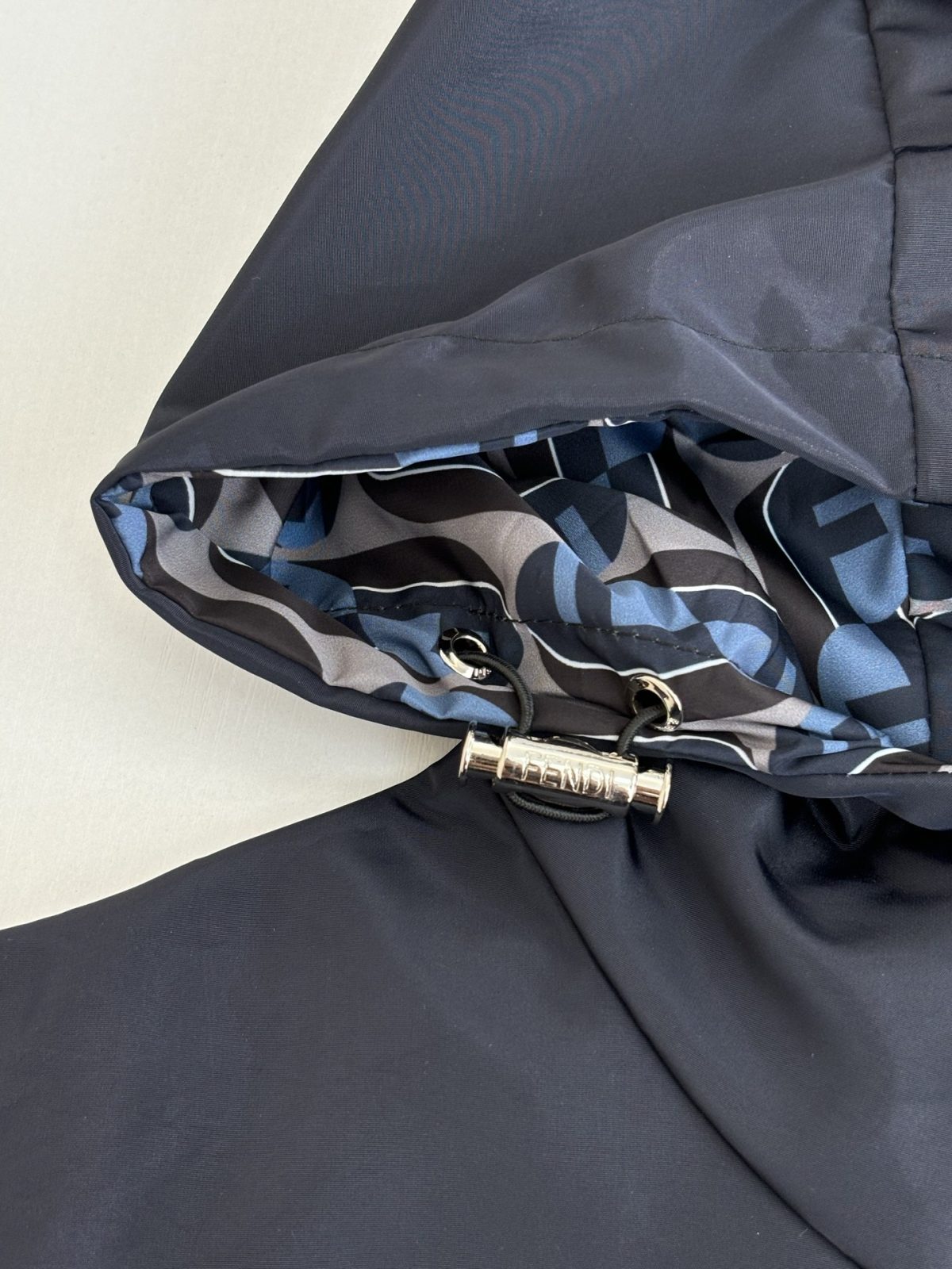 Fendi Unisex Jacket Size S-XL - Image 2