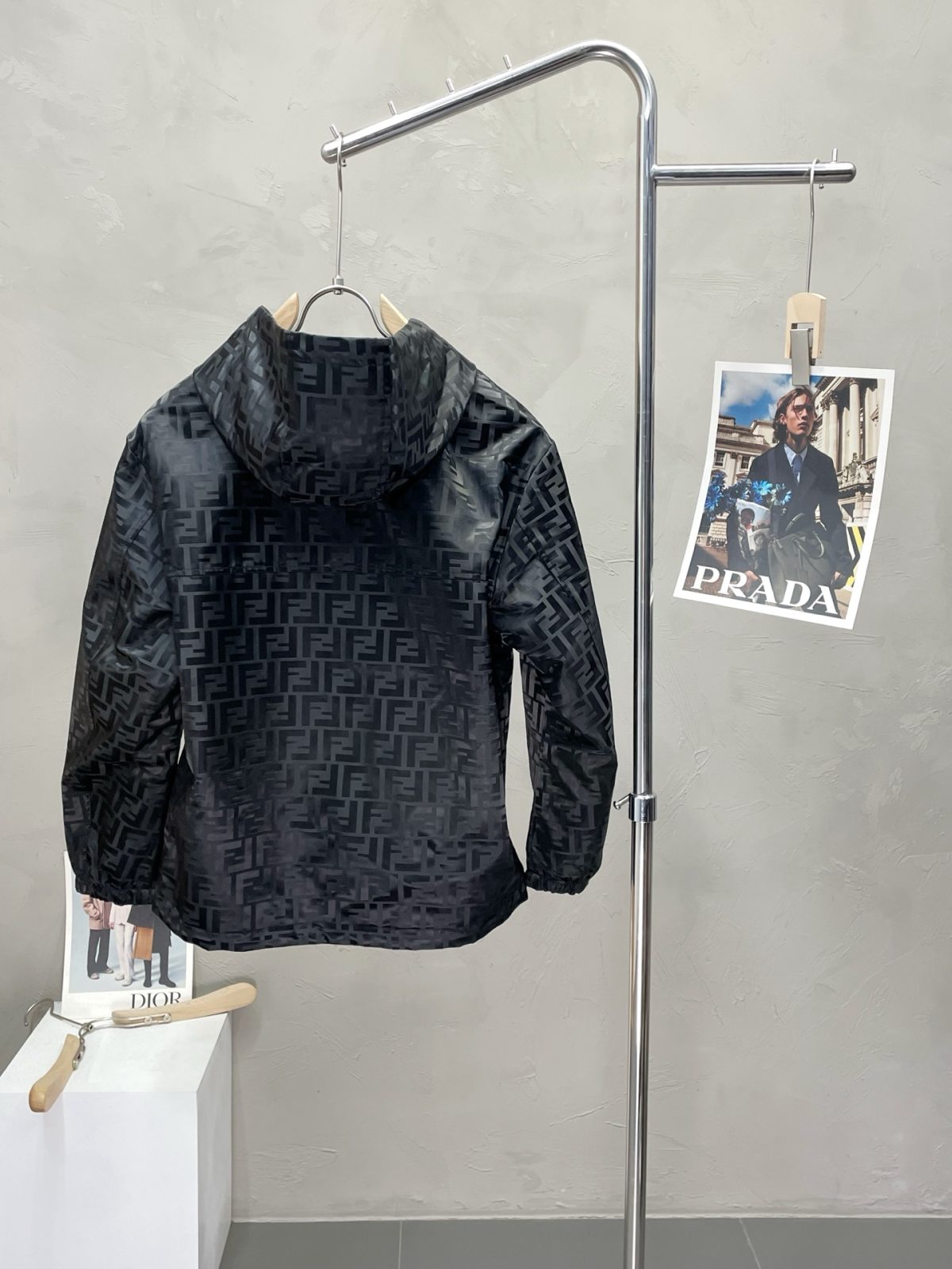 Fendi Unisex Jacket Size M-XXXL - Image 2