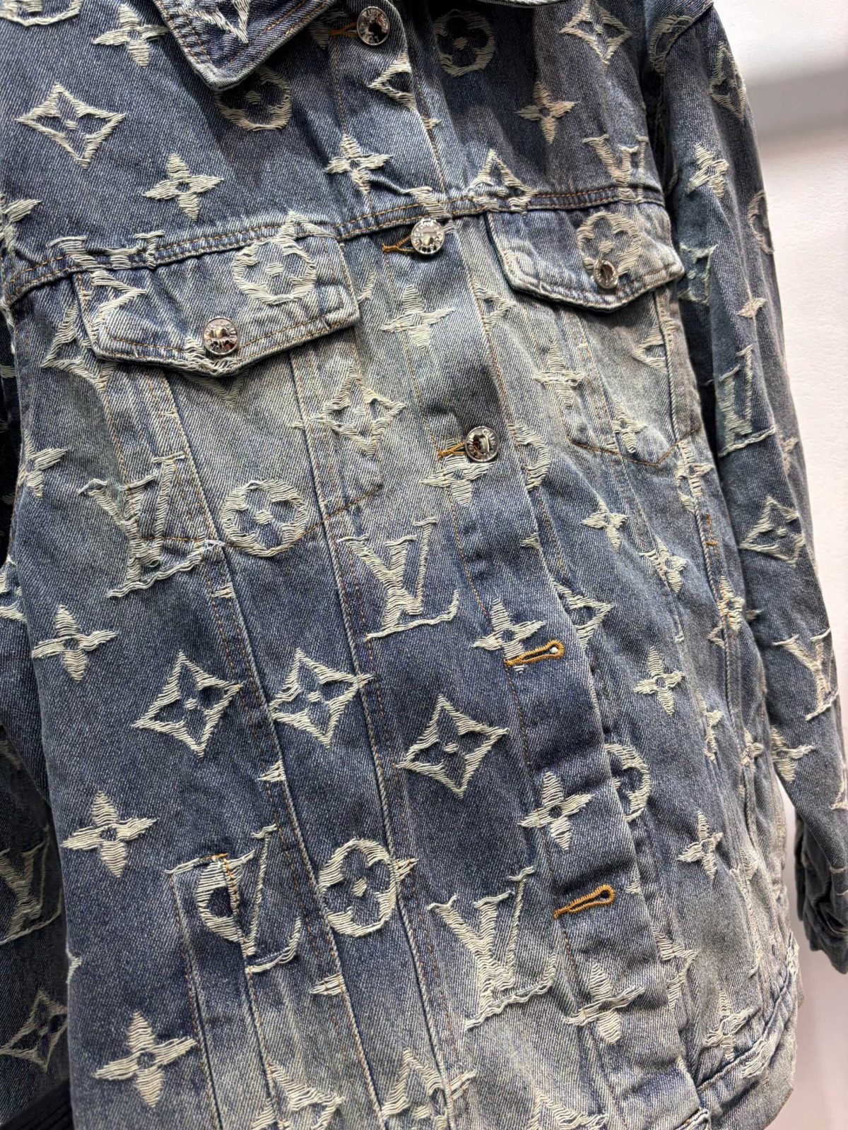 Louis Vuitton Denim Jacket Size S-XL - Image 8