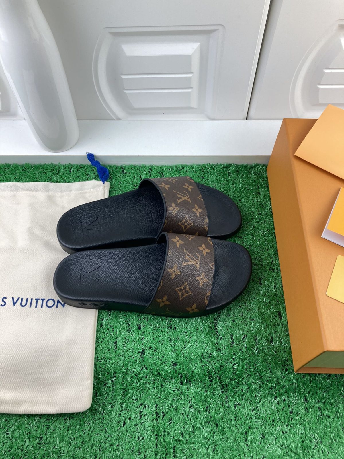 Louis Vuitton 2024ss Candy Series Slippers Size 36-45 - Image 3