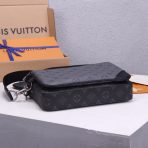 Louis Vuitton M69443 Trio Messenger Men Bags Size 25*18.5*7cm - Image 8