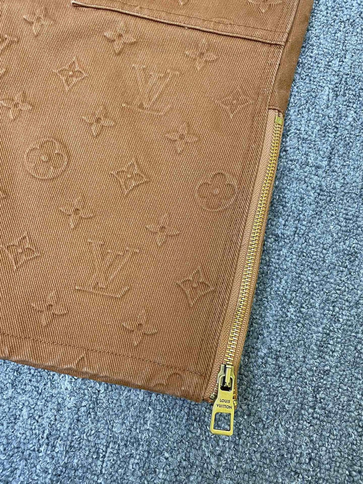 Louis Vuitton Unisex Jeans Size S-XL - Image 8