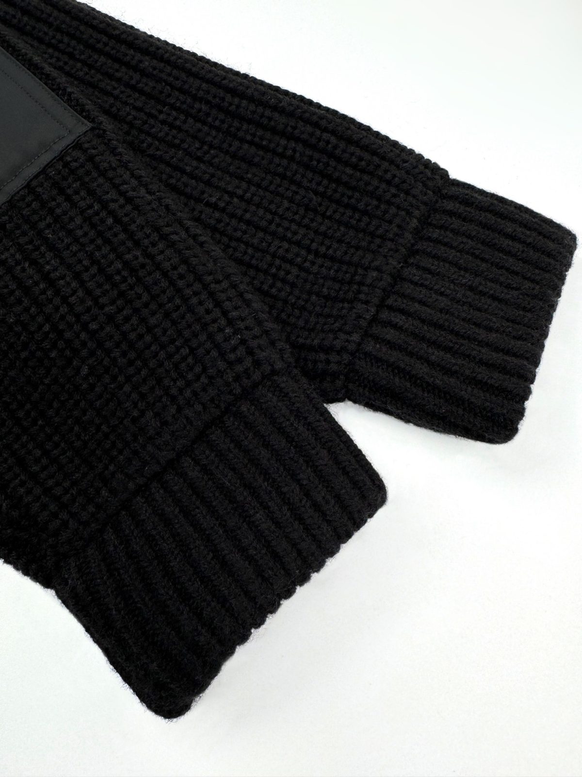 Prada Knitwear Jacket Size S-XL - Image 4
