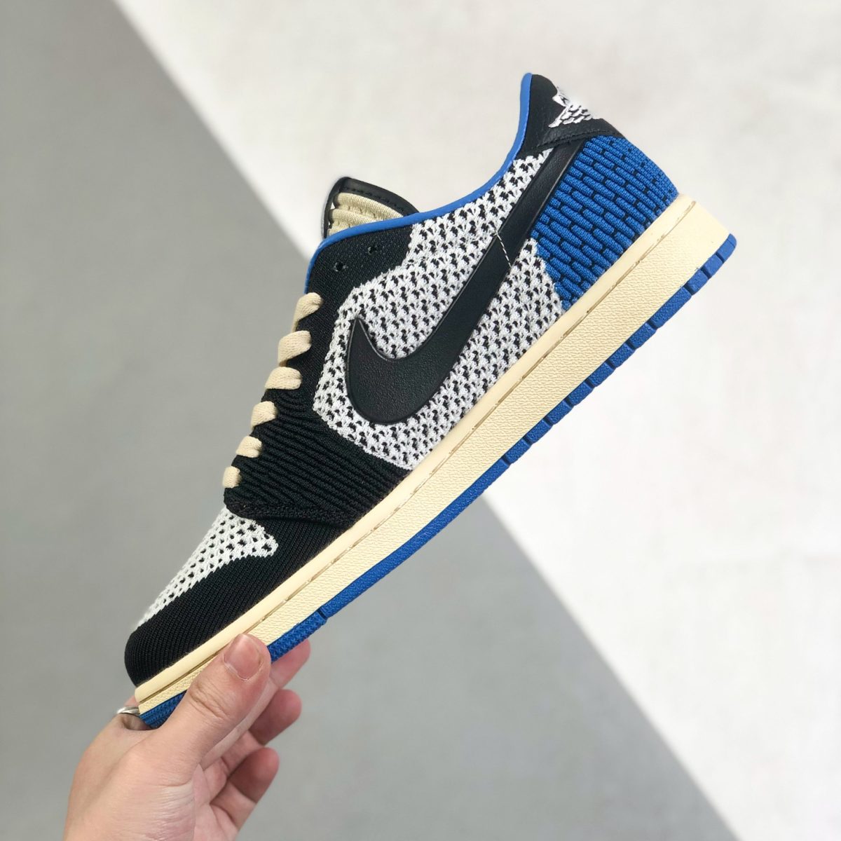 Nike Air Jordan 1 x Travis Scott Low Top Sneaker Shoes Gr. 36-46 - Image 3