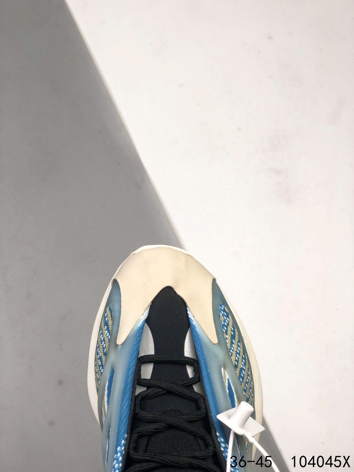 Yeezy 700 V3 Mens/Women's Sneakers Shoes 36 - 45 - Image 9