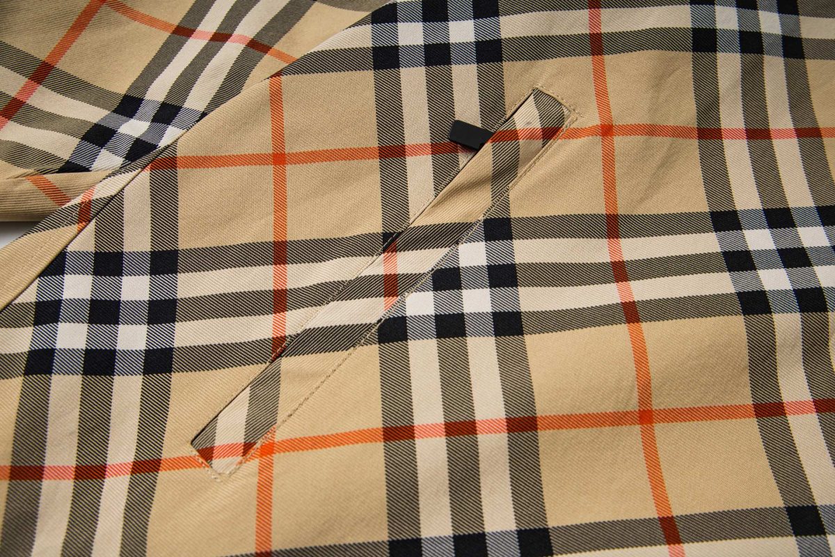 Burberry Jacket Size S-XL - Image 8