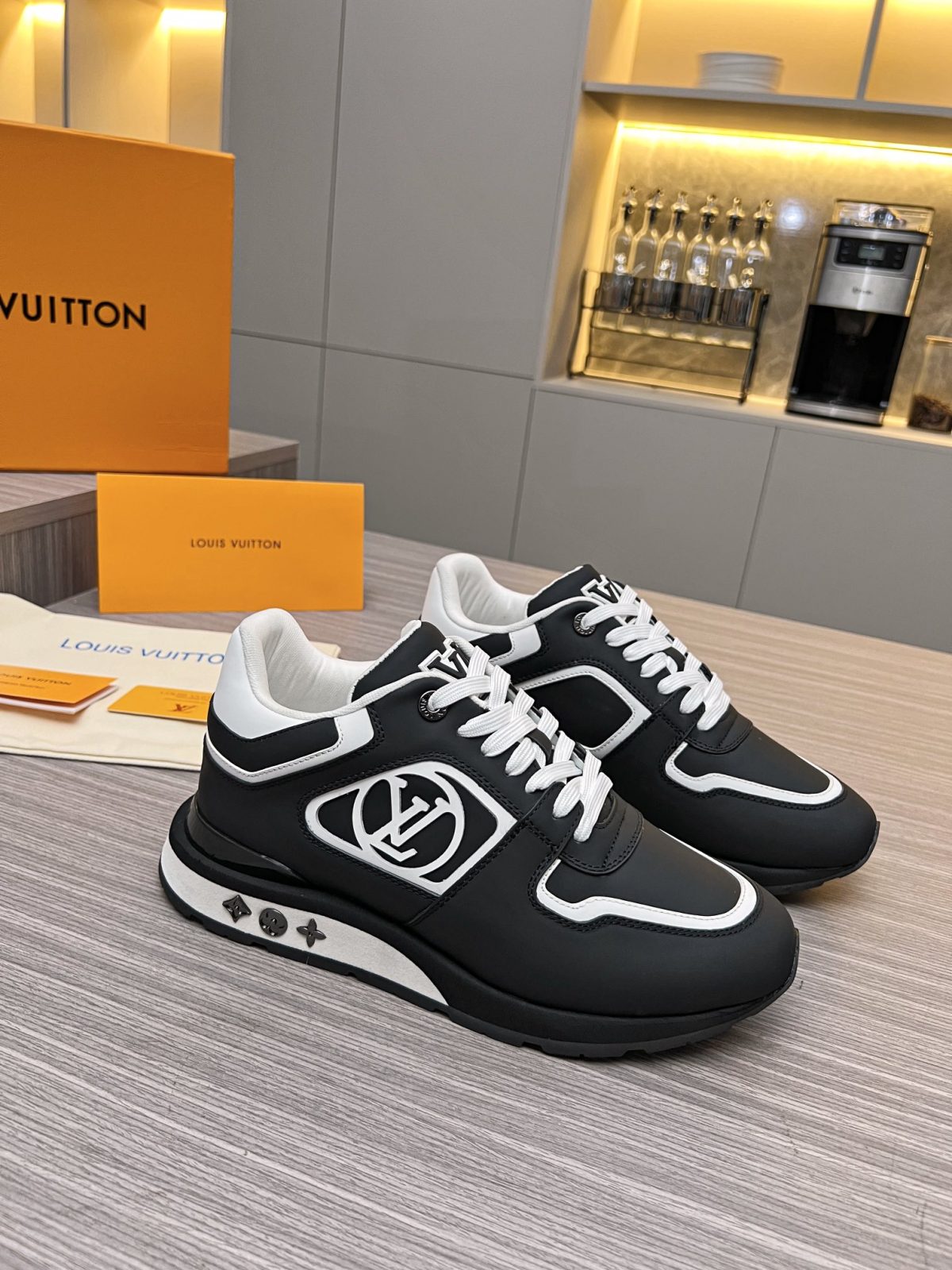 Louis Vuitton 2024ss Runaway Sneaker Size 40-46 - Image 3