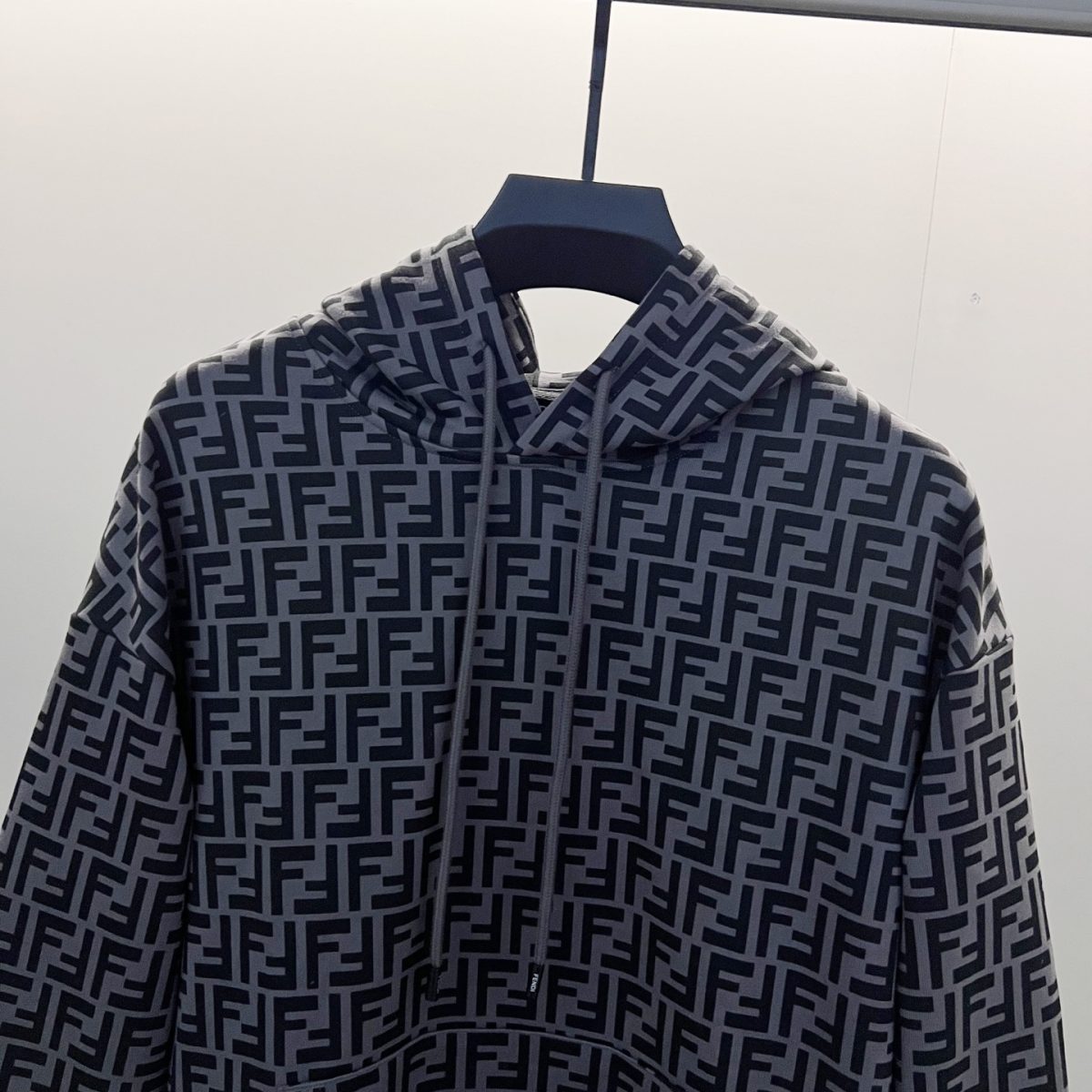 Fendi Unisex Sweatshirt Size S-XL - Image 6
