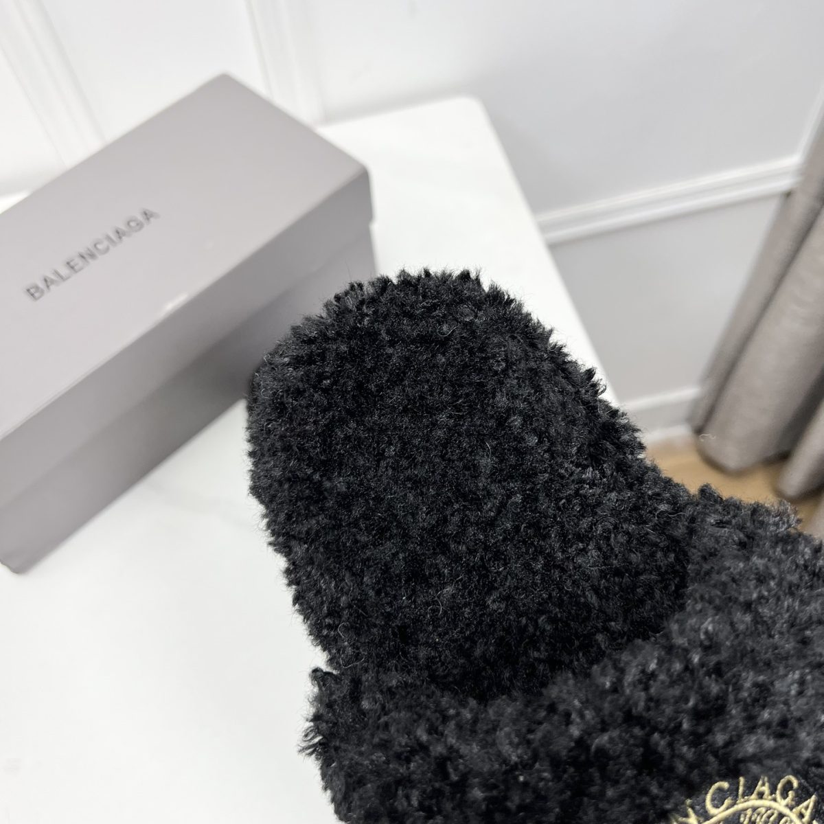 Balenciaga 23fw Women Winter Slippers Size 36-40 - Image 7