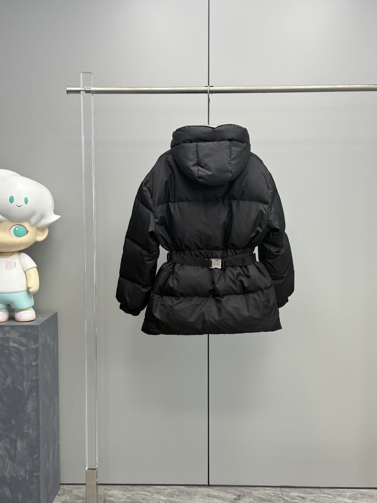 Prada 25ss Women Down Jacket Size S-L - Image 10