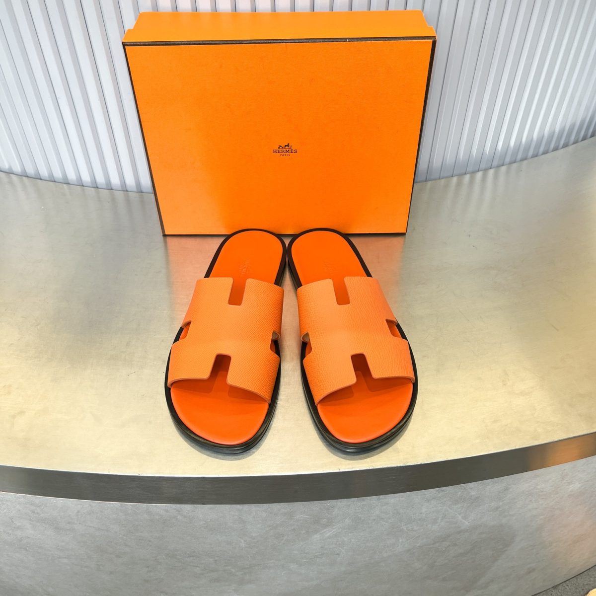 Hermes lzmir Sandals Size 40-45 - Image 2
