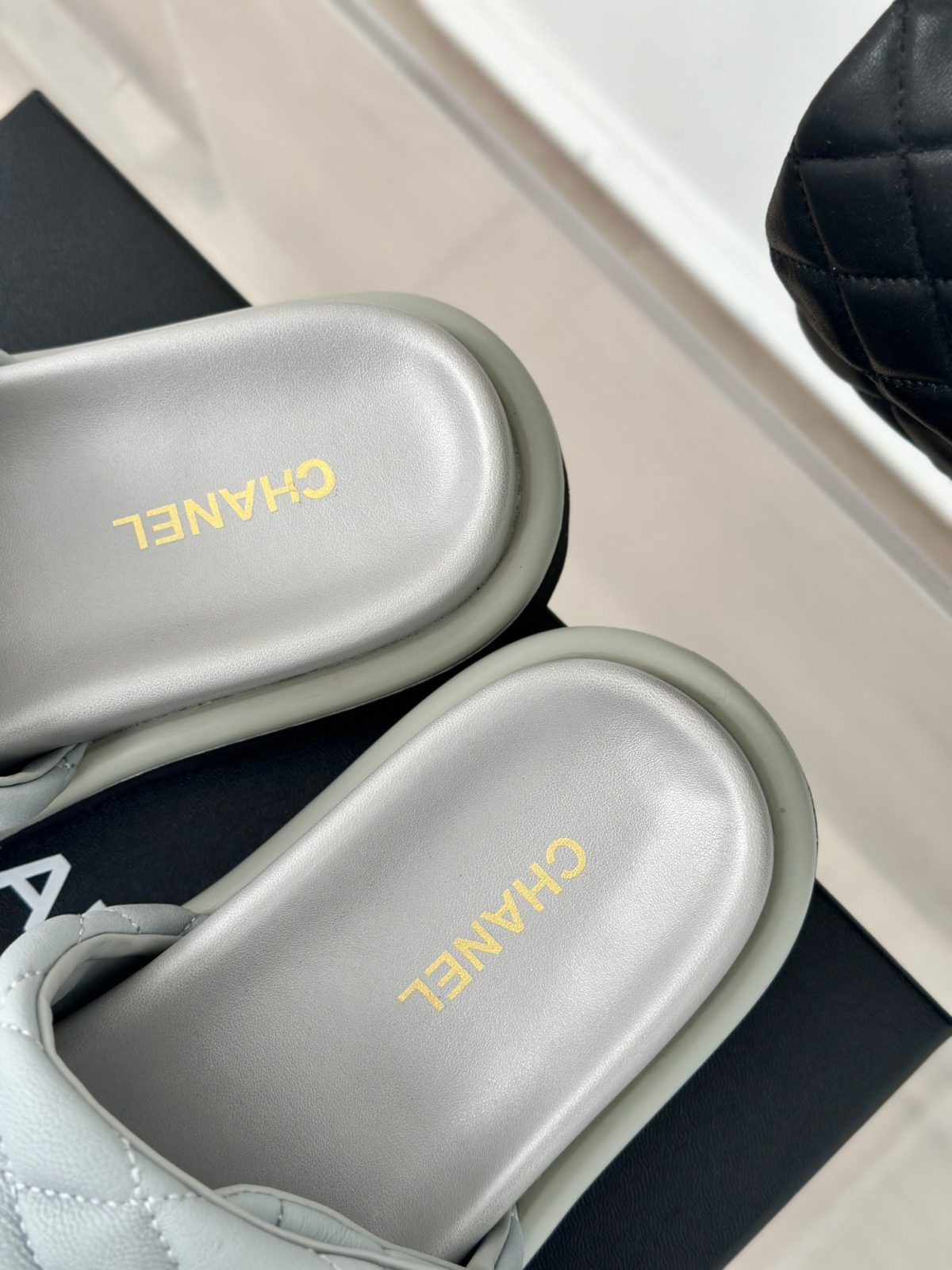 Chanel 2024 New Slippers Size 36-41 - Image 8