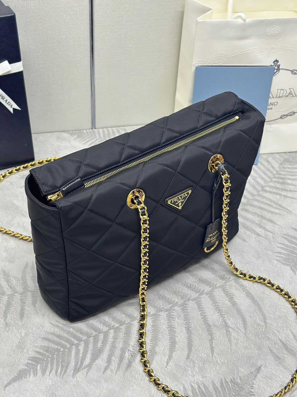 Prada 1BG467 Re-Edition 1995 Chaîne large Re-Nylon bag Size 35*25*9cm - Image 5