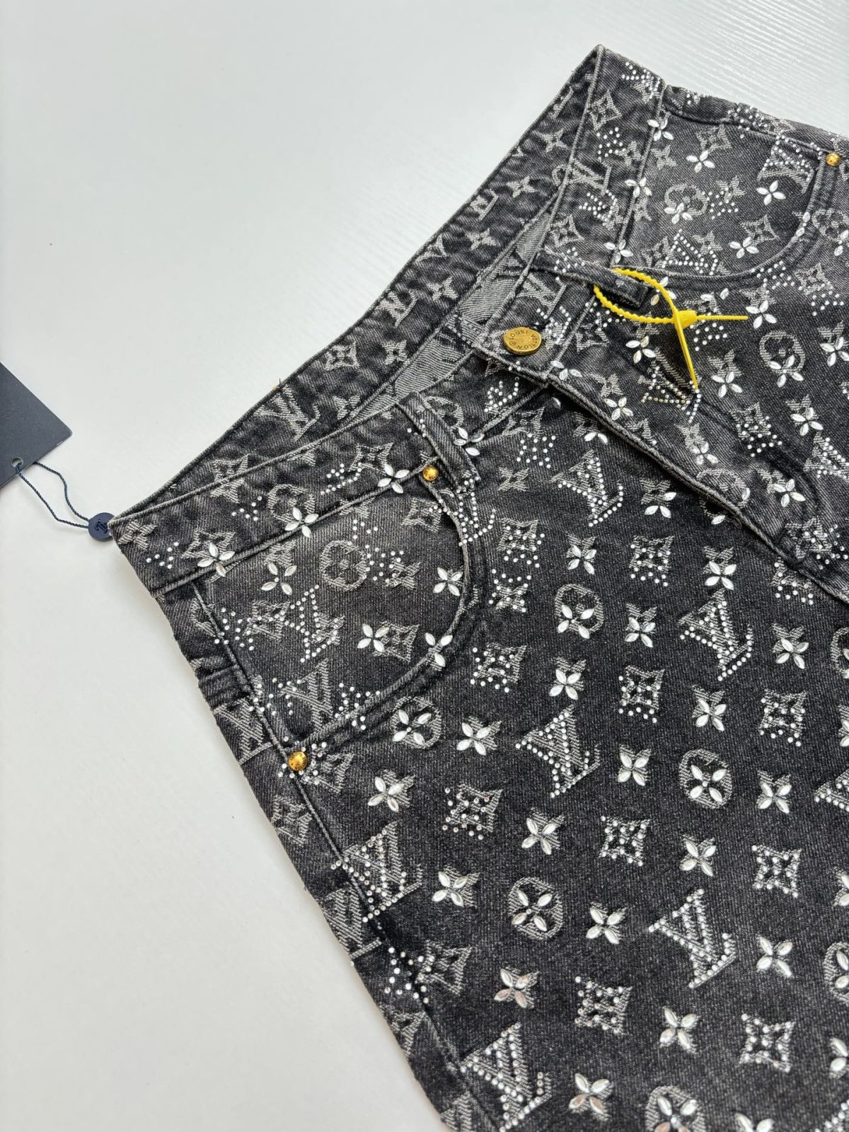Louis Vuitton Monogram Pants Jeans Size S-XL - Image 6