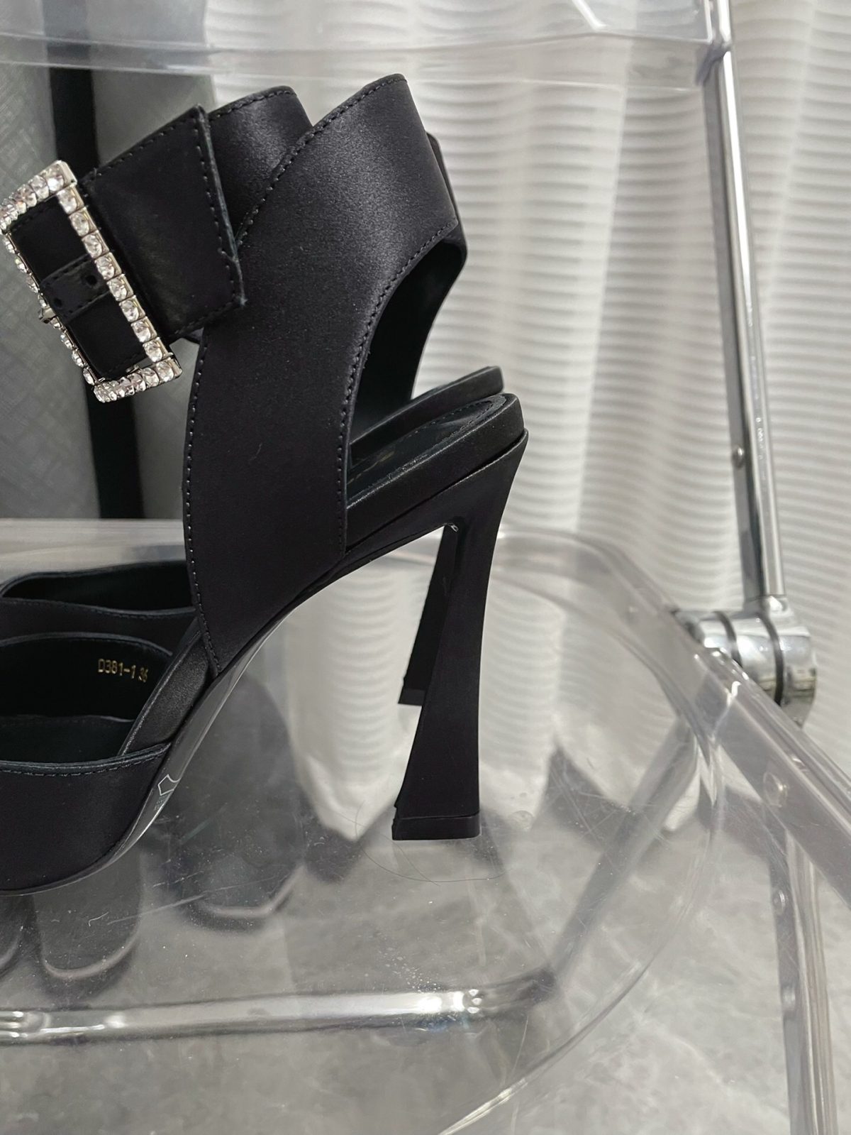 YSL Fanny Slingback Pumps Size 35-40 - Image 8